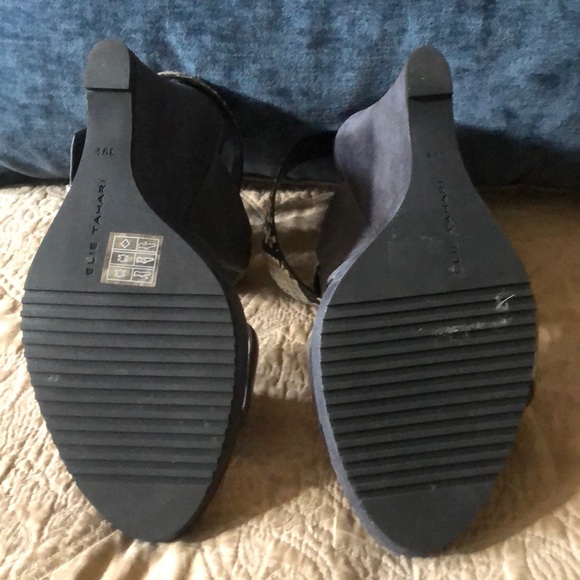 Elie Tahari Ladies Shoes - Picture 3 of 4